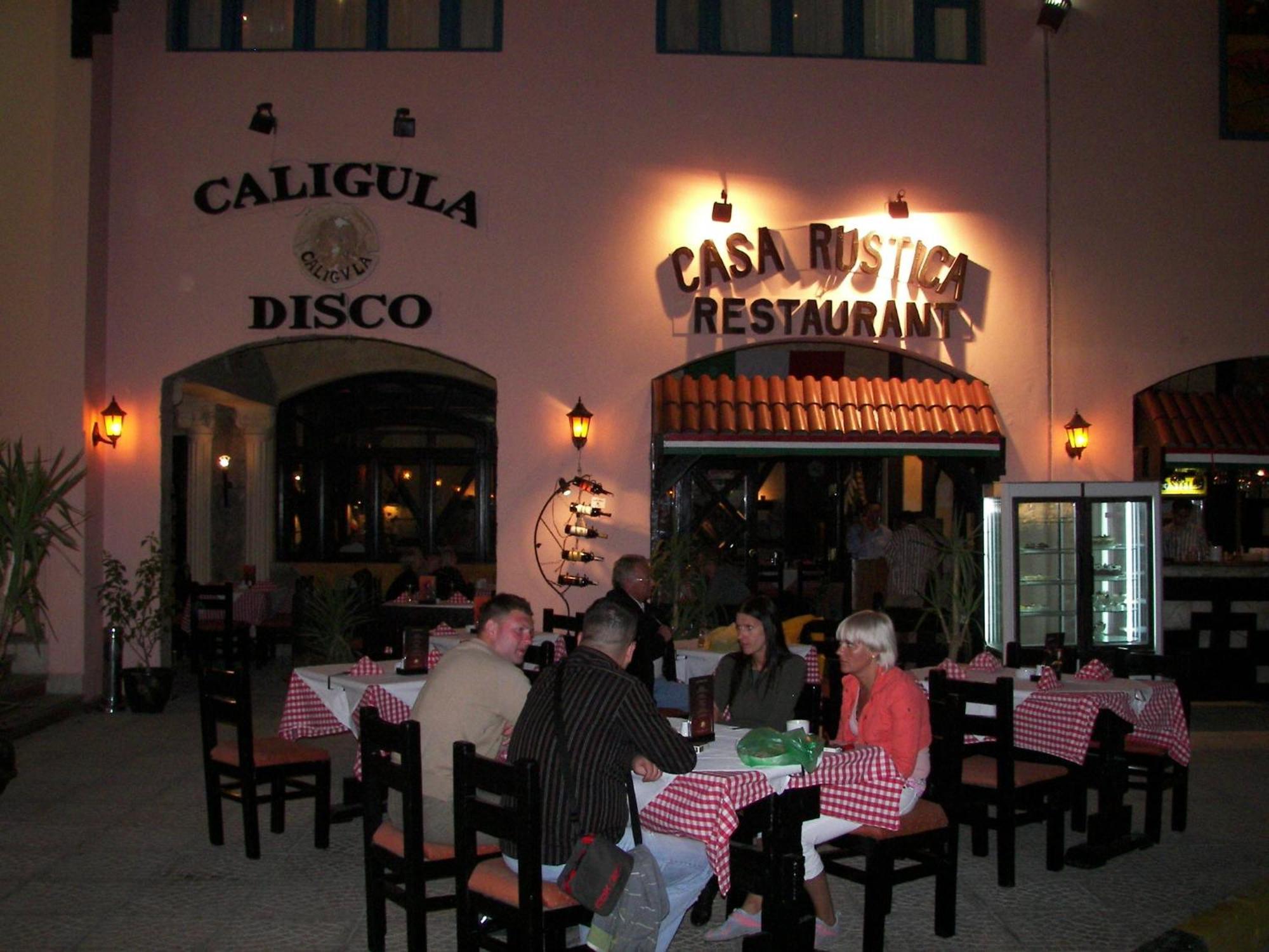 Le Pacha Resort Hurghada Restaurant bilde